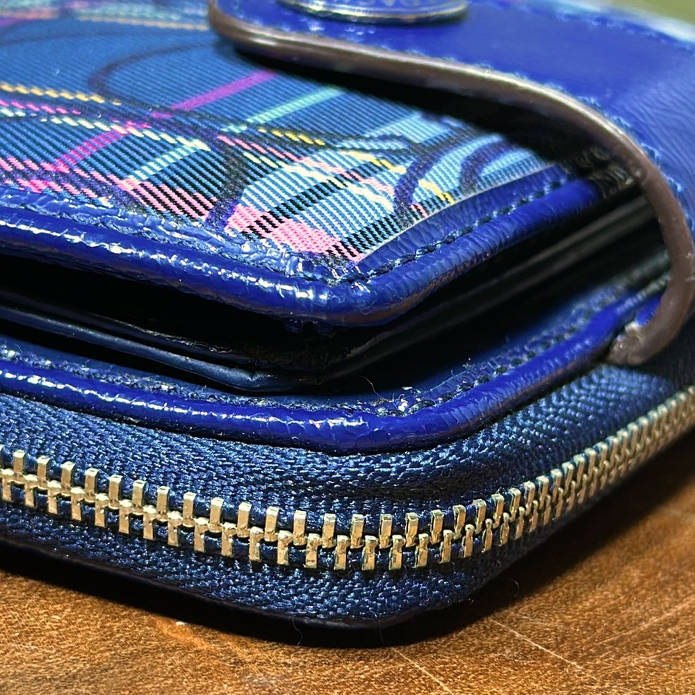 COACH Signature Tartan Snap Wallet - Picture 6 of 16